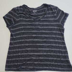 Apt. 9 Women's Black and White Striped Short Sleeve V Neck Tee Sz XL